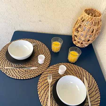 Le Fondant-parking-terrasse