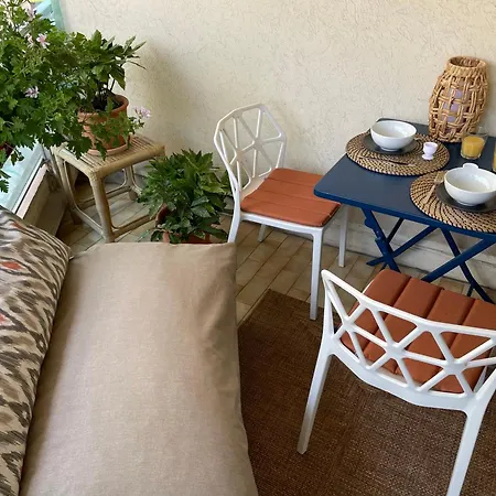 Le Fondant-parking-terrasse *